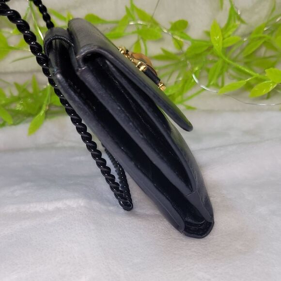 Authentic Gucci Black Lambskin Leather & Bamboo Compact Wallet - Picture 4 of 16